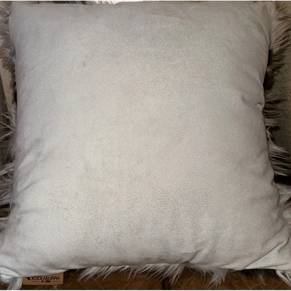 Koolaburra by Ugg Ariana Throw Pillow Leopard Gray Faux Fur Shaggy Dorm 20 X 20